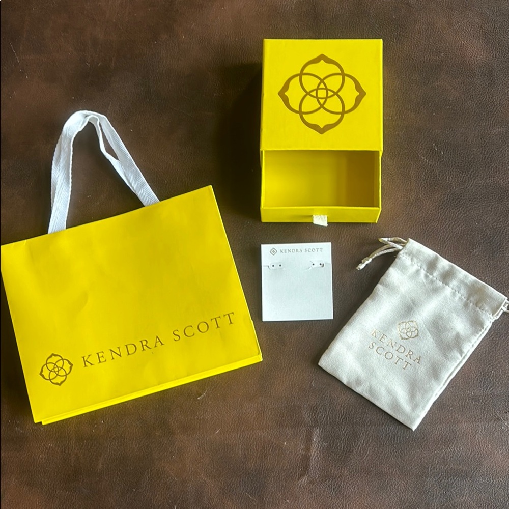 Kendra Scott Yellow Gift Set